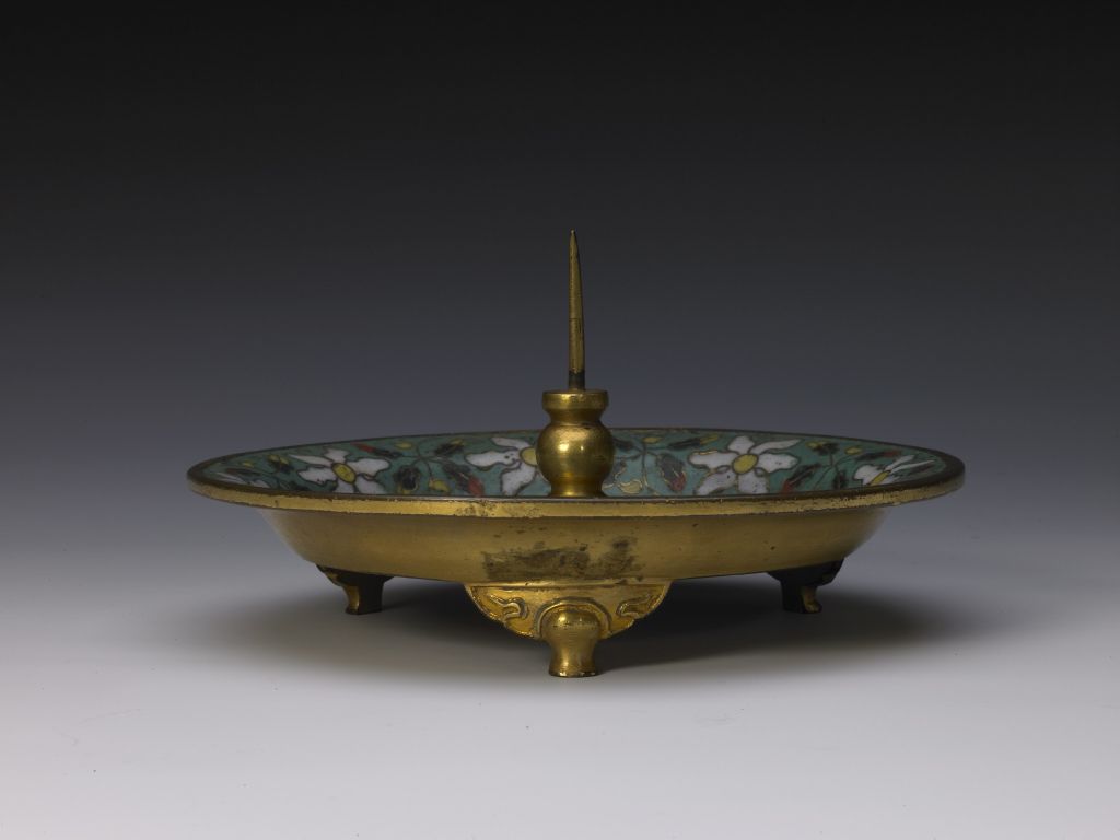 图片[1]-Wanli style filigree enamel gardenia pattern wax stand-China Archive